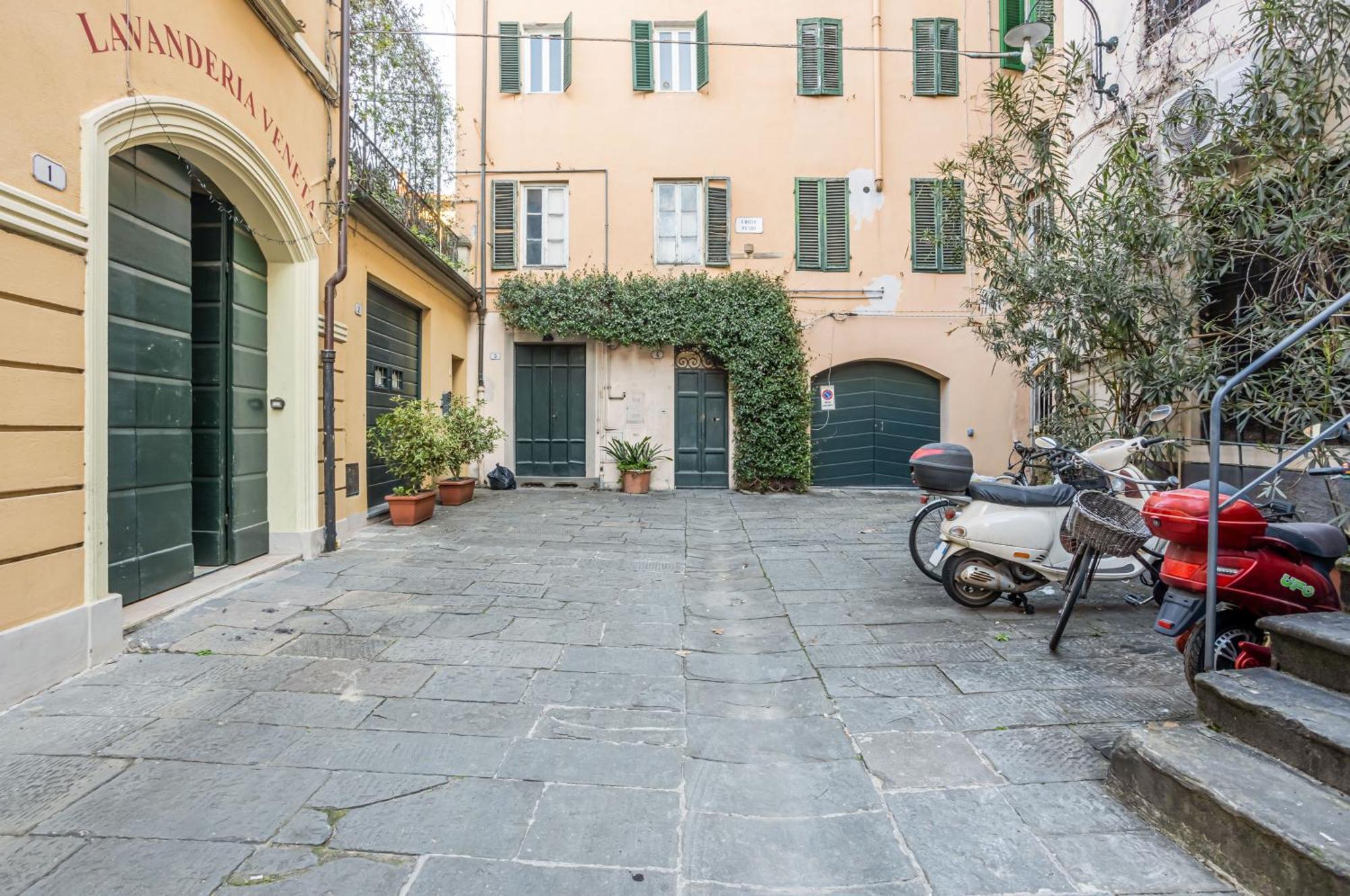 Charming Apartment In The Centre Of Lucca! 외부 사진